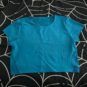 offline goals crop top